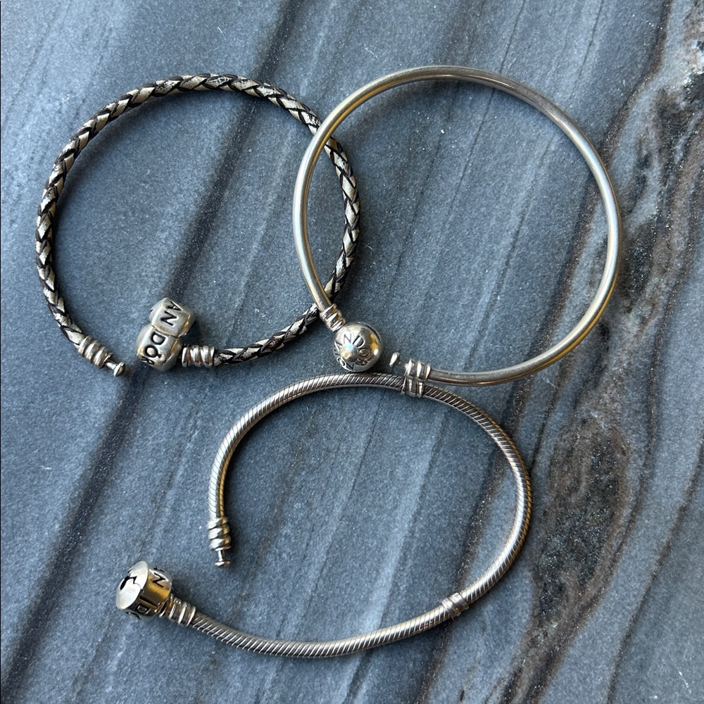 Pandora Bracelets Silver Tone Bangle Bracelet Set of 3 with original charms - Picture 2 of 8